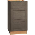 Base Cabinet with 3 Drawers in Omni Beachwood